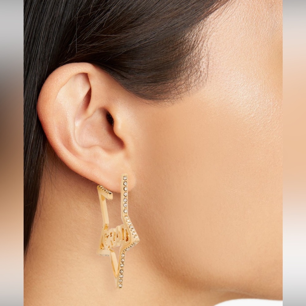 Gold Star style Graduation Earrings - Picture 4 of 8
